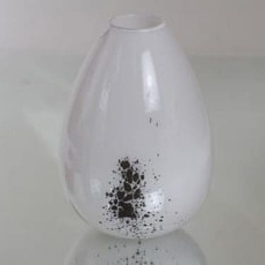 Nuutajärvi Fortuna maljakko, valkoinen, suunnittelija Björn Weckström,