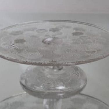 Nuutajärvi Miranda vati, jalallinen, suunnittelija Heikki Orvola, jalallinen