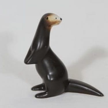 Arabia eläinfiguuri, saukko, suunnittelija Lillemor Mannerheim-Klingspor, saukko, suuri