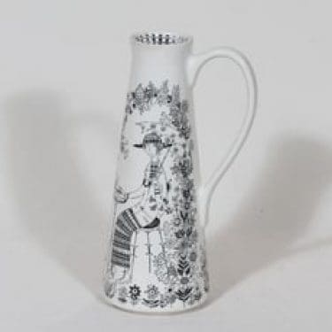 Arabia Emilia maljakko, suunnittelija Raija Uosikkinen, kuparipainikoriste