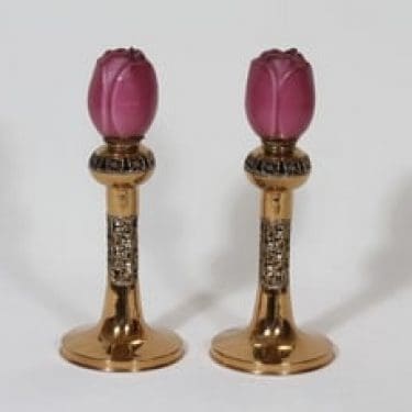 Turun hopea 1961/S kynttilänjalat, pronssi, 2 kpl, suunnittelija Pentti Sarpaneva, pronssi