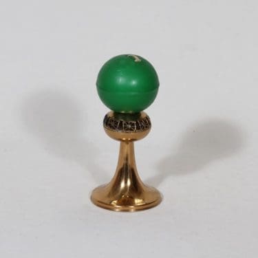 Turun hopea 1961/S kynttilänjalka, pronssi, suunnittelija Pentti Sarpaneva, pronssi, pieni