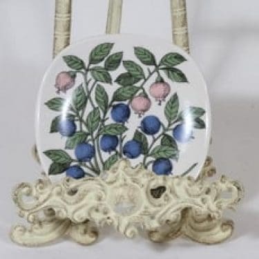 Arabia Botanica koristelautanen, Mustikka, suunnittelija Esteri Tomula, Mustikka, pieni, serikuva