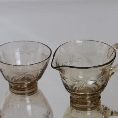 Kumela 3-4 kermakko, vaaleanruskea, suunnittelija ,