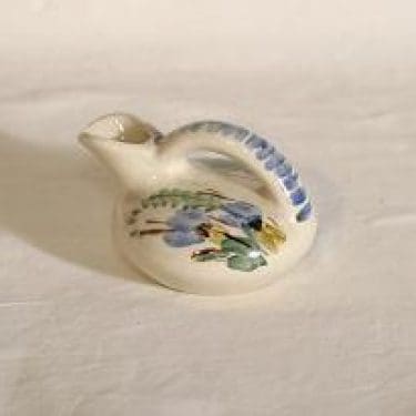 Kupittaan savi 428 pikkukannu, käsinmaalattu, suunnittelija , käsinmaalattu, signeerattu