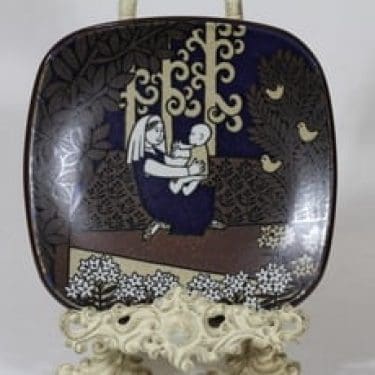 Arabia Kalevala vuosilautanen, 1993, suunnittelija Raija Uosikkinen, 1993, serikuva, Kalevala-aihe