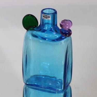 Nuutajärvi N526 koristepullo, signeerattu, suunnittelija Oiva Toikka, signeerattu, pieni