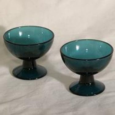 Nuutajärvi 5379 jalallinen jälkiruokamalja, 2 kpl, suunnittelija Saara Hopea,