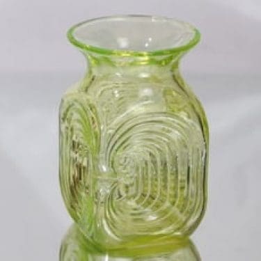 Riihimäen lasi Amuletti maljakko, keltainen, suunnittelija Tamara Aladin, re