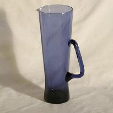 Riihimäen lasi Milano lasikaadin, suunnittelija Sakari Pykälä,