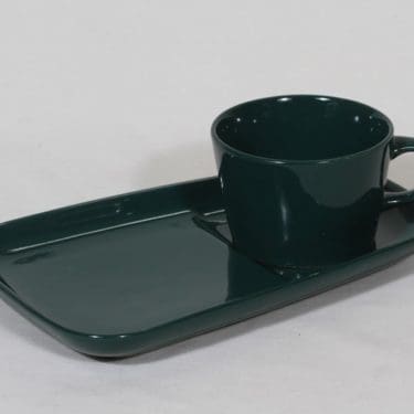 Arabia Kilta kuppi ja erikoislautanen, vihreä lasite, suunnittelija Kaj Franck,