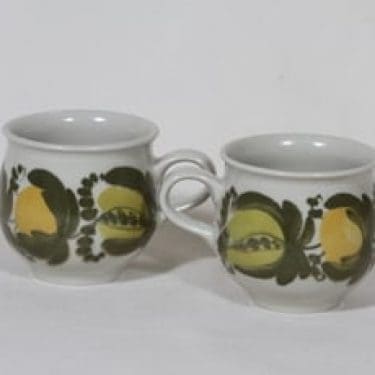 Arabia PW mukit, käsinmaalattu, 2 kpl, suunnittelija Raija Uosikkinen, käsinmaalattu, signeerattu