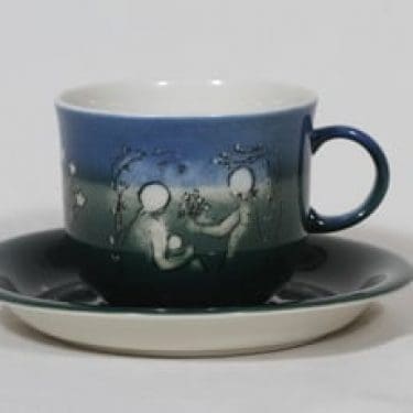 Arabia Äidille vuosikuppi, 1977, suunnittelija Gunvor Olin-Grönqvist, 1977, serikuva