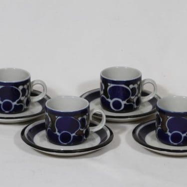 Arabia Saara kahvikupit, 4 kpl, suunnittelija Anja Jaatinen-Winquist, puhalluskoriste, retro