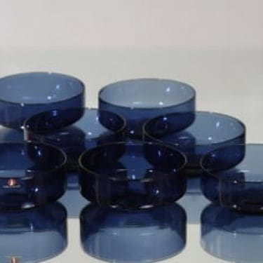 Iittala i-307 annoskulhot, sininen, 7 kpl, suunnittelija Timo Sarpaneva,