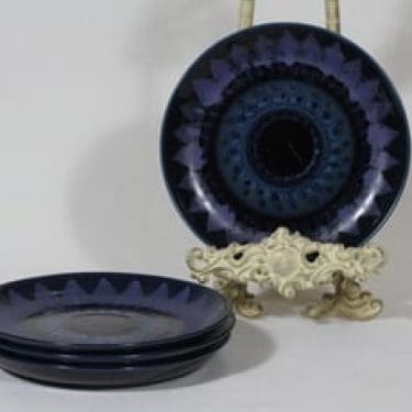 Arabia Kuutamo lautaset, käsinmaalattu, 4 kpl, suunnittelija Hilkka-Liisa Ahola, käsinmaalattu, pieni, signeerattu