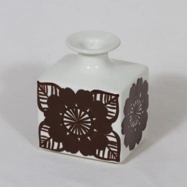 Arabia Köökki kynttilänjalka, käsinmaalattu, suunnittelija Gunvor Olin-Grönqvist, käsinmaalattu, signeerattu