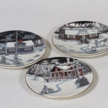 Arabia seinälautaset, 3 kpl, suunnittelija Tove Slotte, pieni, serikuva, talviaihe