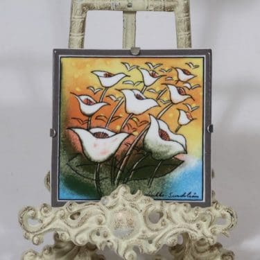 Arabia koristelaatta, Onnitellen, suunnittelija Heljä Liukko-Sundström, Onnitellen, pieni, serikuva