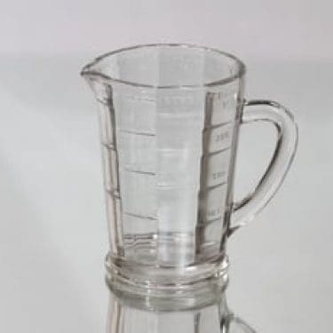 Riihimäen lasi 6151 mittakaadin, 1 l, suunnittelija , 1 l