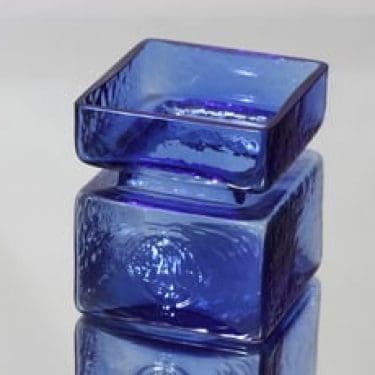 Riihimäen lasi Pala maljakko, sininen, suunnittelija Helena Tynell, tilaustyö