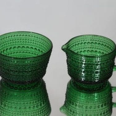 Nuutajärvi Kastehelmi sokerikko ja kermakko, vihreä, suunnittelija Oiva Toikka,