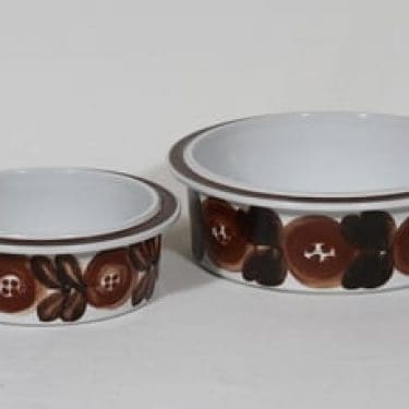 Arabia Rosmarin kulhot, eri kokoja, 2 kpl, suunnittelija Ulla Procope, eri kokoja, käsinmaalattu, signeerattu