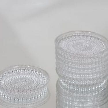 Nuutajärvi Kastehelmi lautaset, kirkas, 7 kpl, suunnittelija , pieni