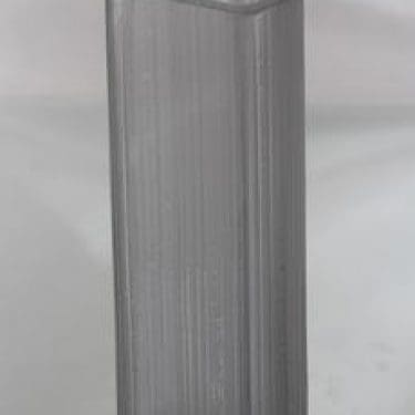 Iittala 3504 maljakko, signeerattu, suunnittelija Tapio Wirkkala, signeerattu, himmennetty