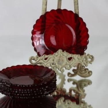 Riihimäen lasi Kierre lautaset, punainen, 6 kpl, suunnittelija , pieni, Baccara