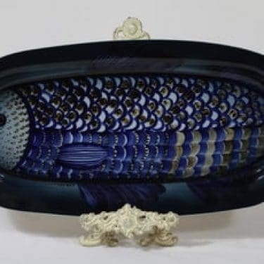 Arabia vati, käsinmaalattu, suunnittelija Gunvor Olin-Grönqvist, käsinmaalattu, suuri, signeerattu, Kala-aihe