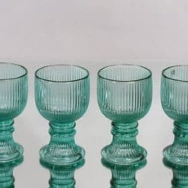 Iittala Viktor lasit, 18 cl, 4 kpl, suunnittelija Valto Kokko, 18 cl