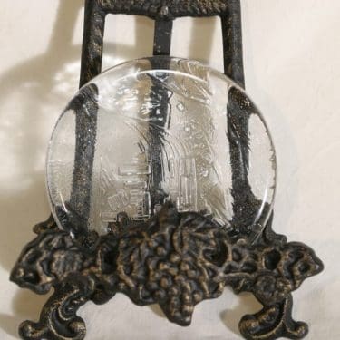 Nuutajärvi lasilaatta, lasitehdas 100-vuotta, suunnittelija , lasitehdas 100-vuotta