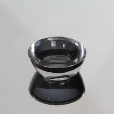 Nuutajärvi SH 117 tuhka-astia, signeerattu, suunnittelija Saara Hopea, signeerattu, pieni