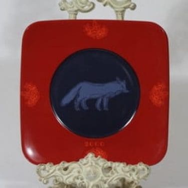 Arabia Flora&Fauna vuosilautanen, 2000, suunnittelija Eeva Sivula|Pekka Toivanen, 2000, serikuva, kettuaihe