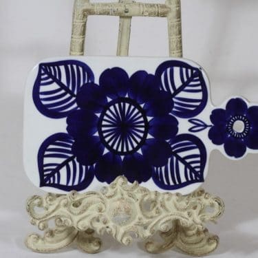 Arabia Köökki talouslevy, käsinmaalattu, suunnittelija Gunvor Olin-Grönqvist, käsinmaalattu, pieni, signeerattu, retro