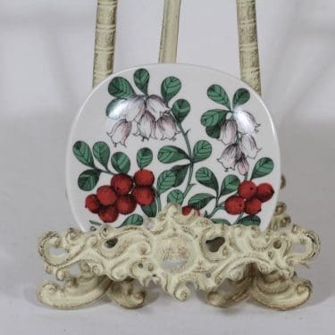 Arabia Botanica koristelautanen, Puolukka, suunnittelija Esteri Tomula, Puolukka, pieni, serikuva