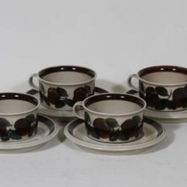 Arabia Ruija teekupit, käsinmaalattu, 4 kpl, suunnittelija Ulla Procope, käsinmaalattu