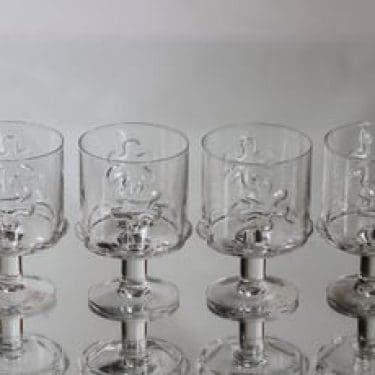 Riihimäen lasi Kasperi viinilasit, 20+ cl, 4 kpl, suunnittelija Erkkitapio Siiroinen, 20+ cl