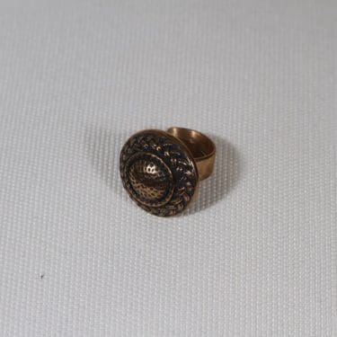 Turun hopea Punos sormus, pronssi, suunnittelija Pentti Sarpaneva, pronssi