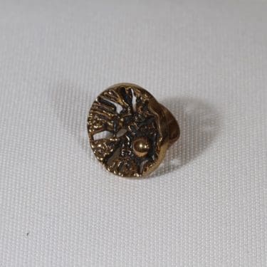 Turun hopea Auringonkehrä sormus, pronssi, suunnittelija Pentti Sarpaneva, pronssi, suuri