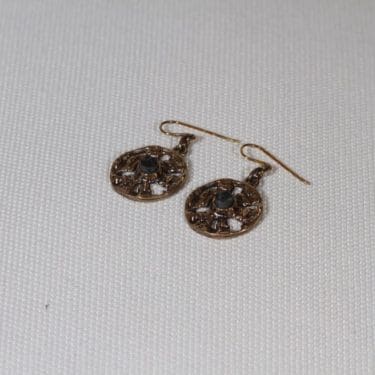 Turun hopea Auringonkehrä korvakorut, pronssi, 2 kpl, suunnittelija Pentti Sarpaneva, pronssi