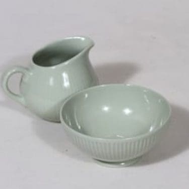 Arabia Sointu sokerikko ja kermakko, vihreä lasite, suunnittelija Kaj Franck,