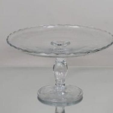 Nuutajärvi Apila kakkuvati, jalallinen, suunnittelija , jalallinen