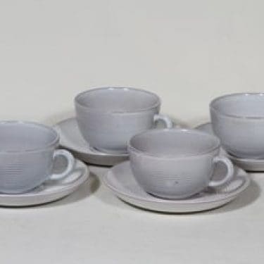 Arabia ARA teekupit, valkoinen lasite, 4 kpl, suunnittelija Michael Schilkin,