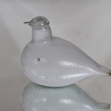 Nuutajärvi koristelintu, Riekko, suunnittelija Oiva Toikka, Riekko, signeerattu