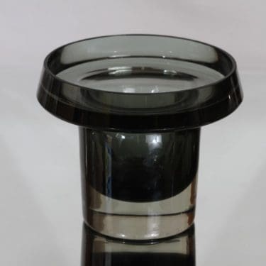 Nuutajärvi KF maljakko, signeerattu, suunnittelija Kaj Franck, signeerattu, massiivinen