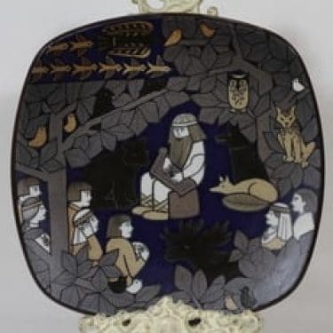 Arabia juhlalautanen, 1985, suunnittelija Raija Uosikkinen, 1985, suuri, serikuva, Kalevala-aihe