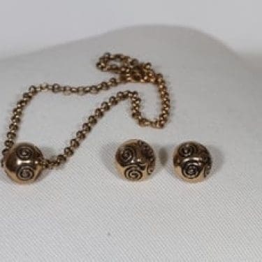 Kalevala Koru korut, Halikon käätykorut, 3 kpl, suunnittelija , Halikon käätykorut, pronssi