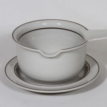 Arabia Fennica kastikekaadin, suunnittelija , raitakoriste